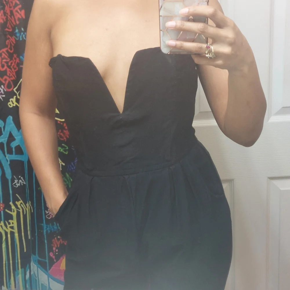 Strapless Jumpsuit, Deep V Neck, Stretchy - Picture 8 of 15